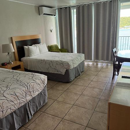 Lindbergh Bay Hotel Altona Extérieur photo
