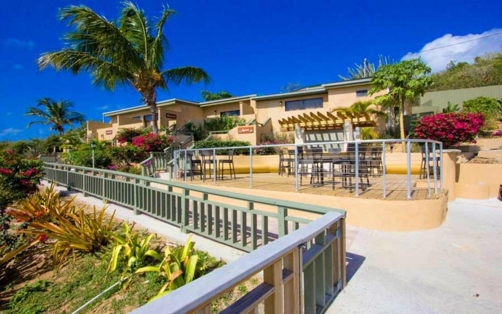 Lindbergh Bay Hotel Altona Extérieur photo