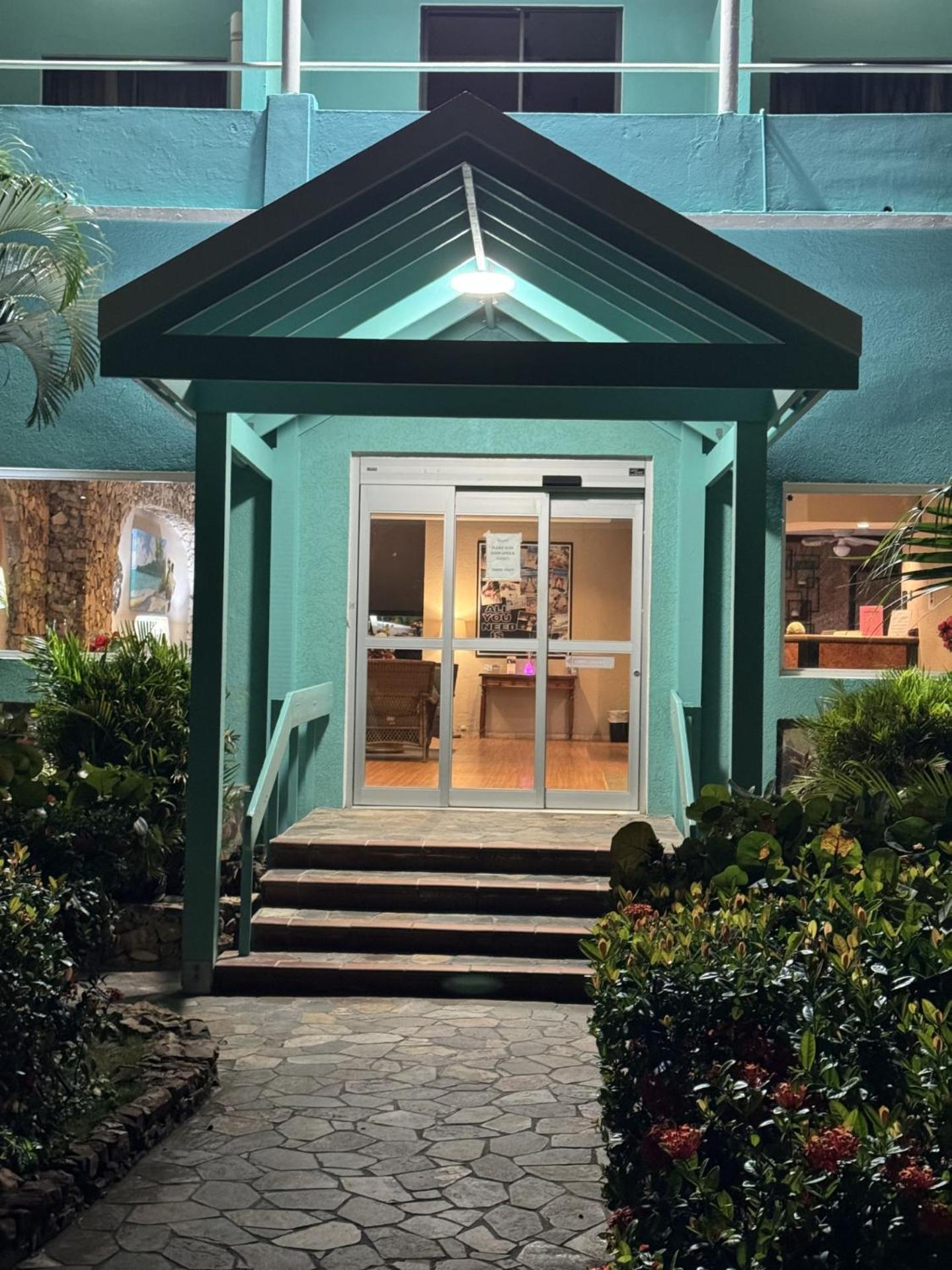 Lindbergh Bay Hotel Altona Extérieur photo